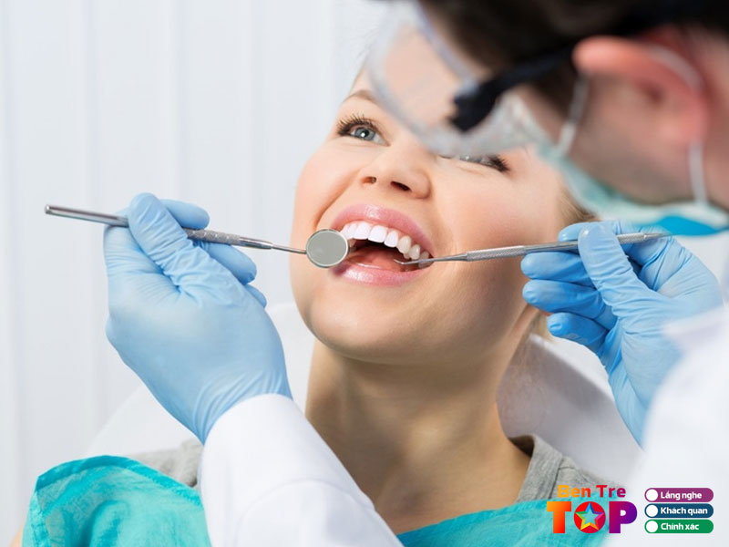 Ve-sinh-rang-su-dung-cach-nhung-loi-thuong-gap-cach-khac-phuc-3-bentretoplist