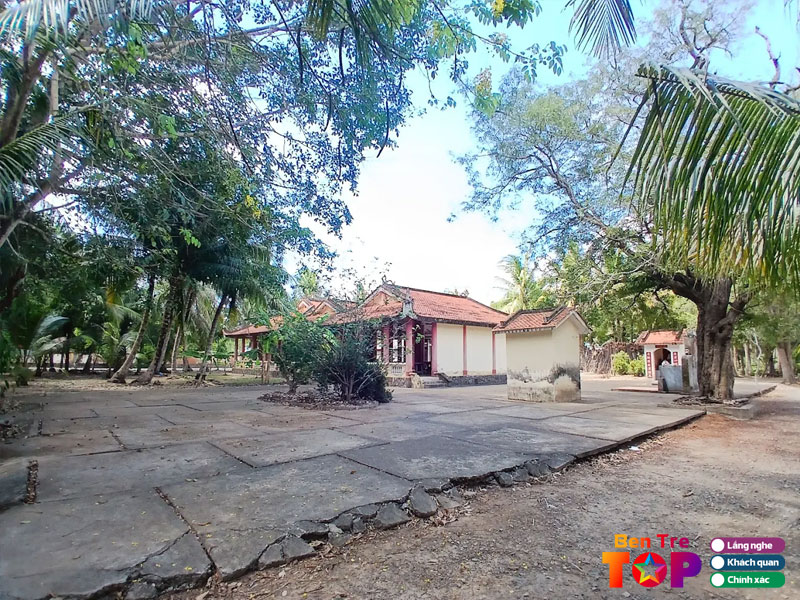 Dinh-ran-va-phong-trao-dong-khoi-bentretoplist