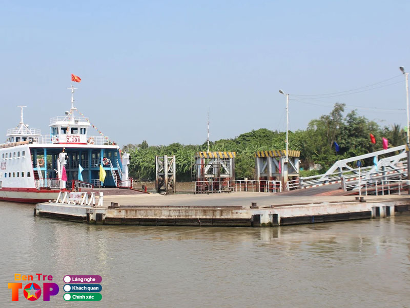 Ben-pha-tan-phu-noi-lien-hai-huyen-lon-bentretoplist
