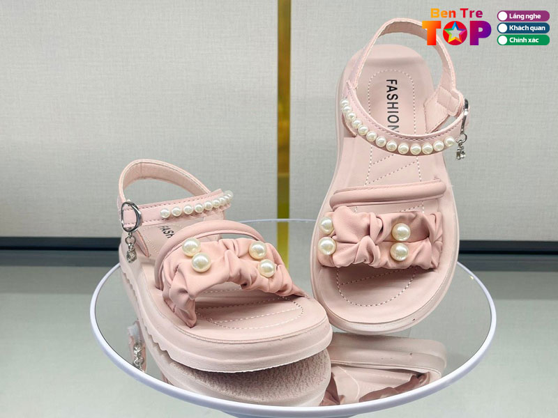 Bich-hop-baby-shop-diem-den-ly-tuong-cho-tre-nang-dong-bentretoplist