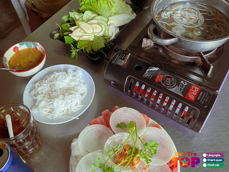 Bo-nhung-giam-ngoc-lien-bentretoplist