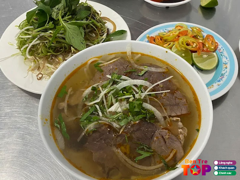 Bun-bo-hue-49-dac-san-cha-cua-thu-cong-bentretoplist