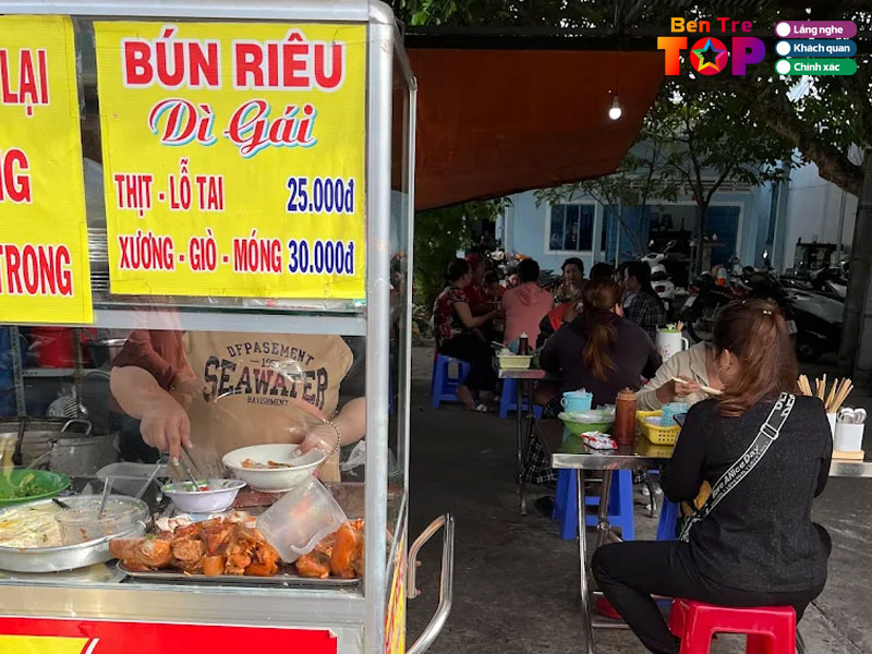Bun-rieu-di-gai-tinh-tuy-nuoc-dung-thanh-ngot-bentretoplist