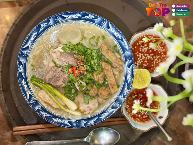 Cau-hoi-thuong-gap-ve-banh-canh-ben-tre-bentretoplist-1