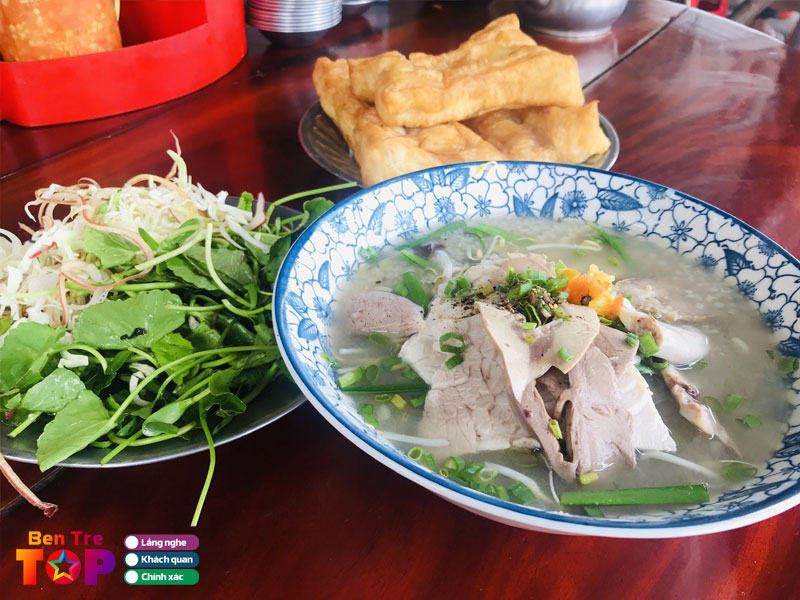 Cau-hoi-thuong-gap-ve-quan-chao-long-ben-tre-bentretoplist