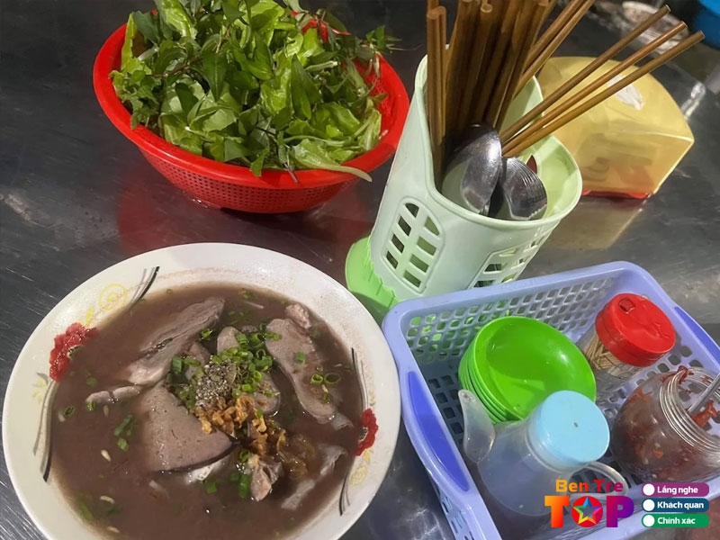 Chao-long-ut-lun-nuoc-cham-dam-da-bentretoplist