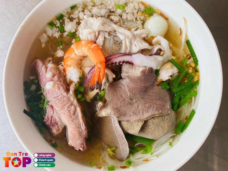 Hu-tieu-nam-vang-thien-phat-bentretoplist