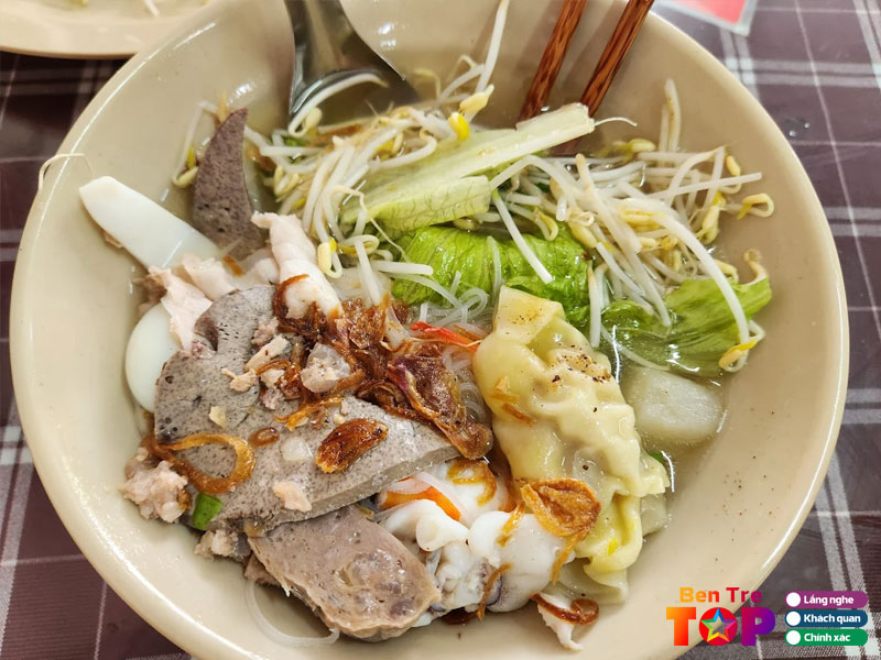 Hu-tieu-nguyen-quan-bentretoplist