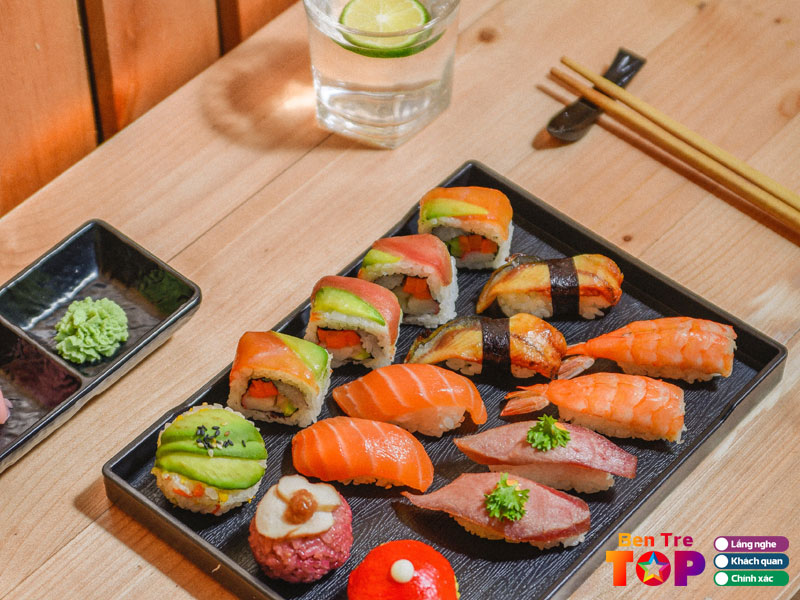 Huong-dan-lua-chon-va-meo-trai-nghiem-sushi-tu-dan-ban-dia-bentretoplist