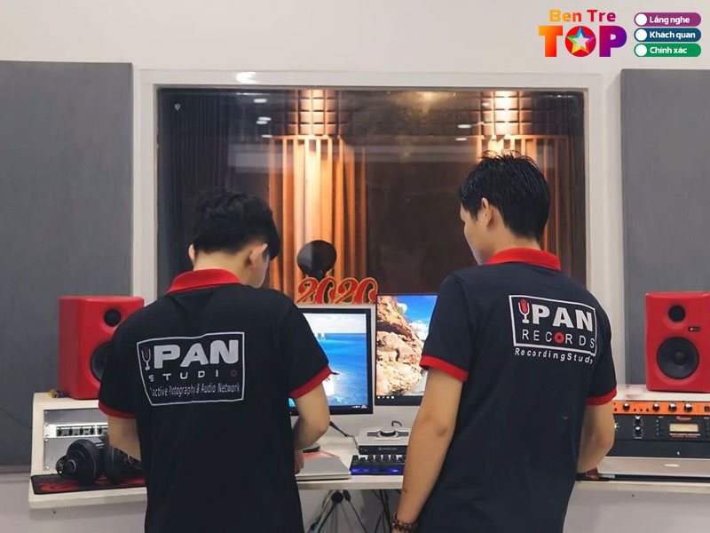 Phong-thu-am-ipan-studio-giong-trom-bentretoplist