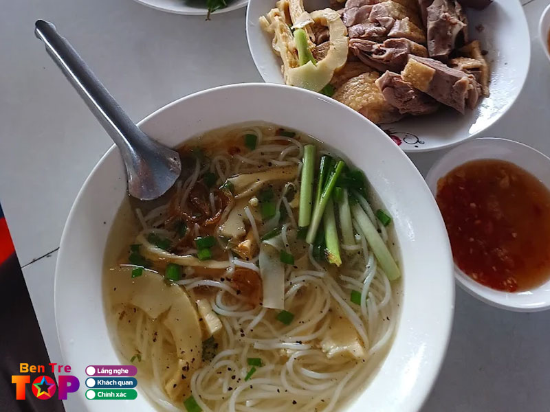 Quan-bun-mang-vit-tu-son-bentretoplist