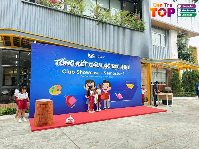 Quang-cao-hung-phu-bentretoplist