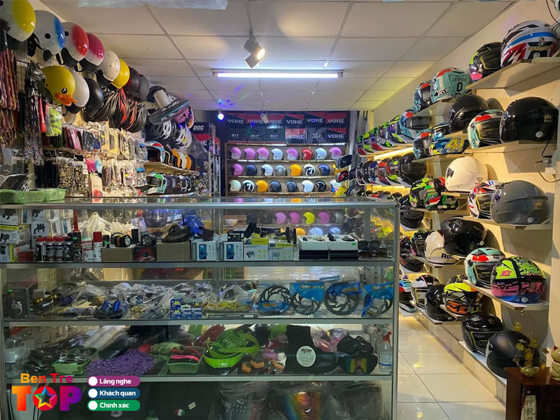 Shop-do-phuot-mien-tay-71-store-chuyen-non-bao-hiem-va-phu-kien-bentretoplist