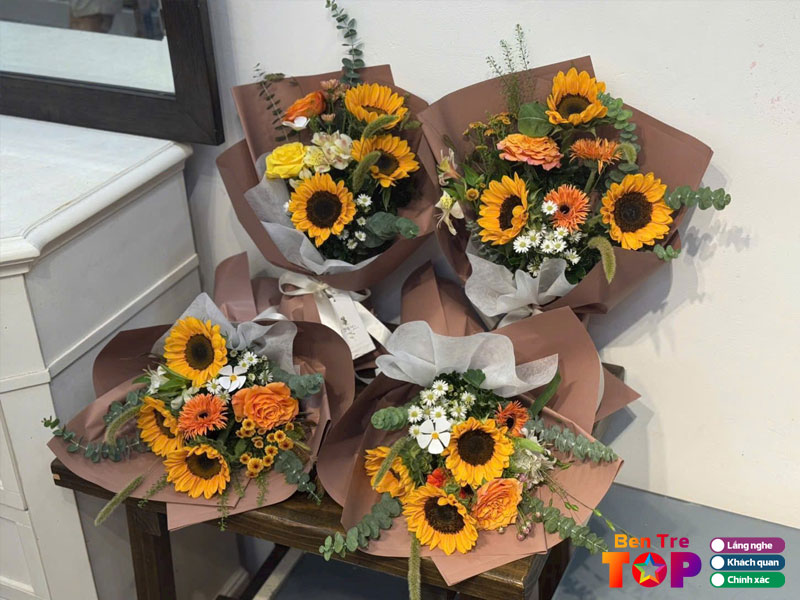 Toshi-flowers-bentretoplist