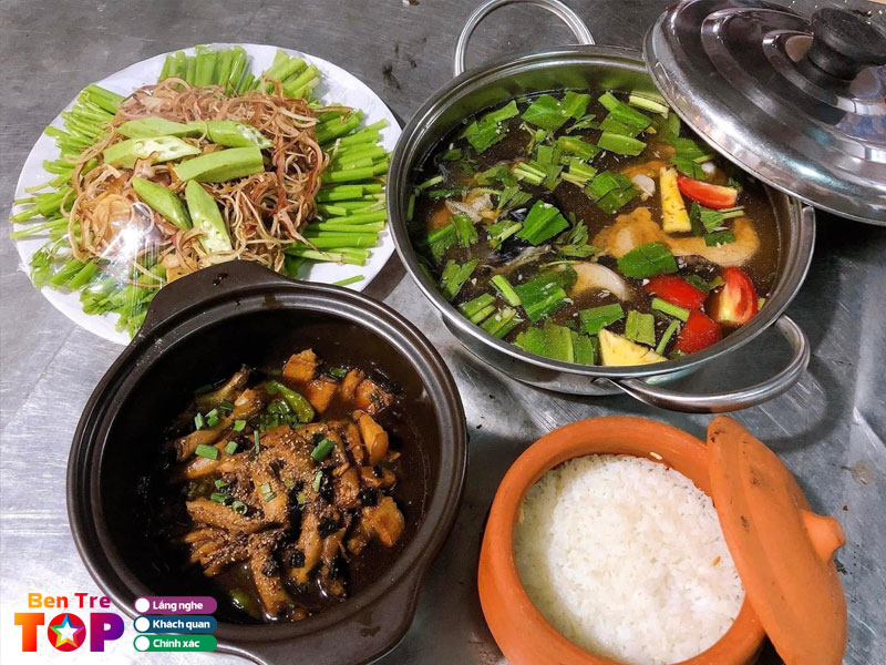 Vuon-am-thuc-mai-an-tiem-chuyen-tiec-gia-dinh-bentretoplist