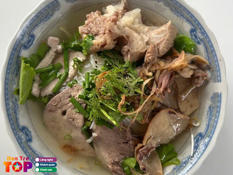 Hu-tieu-702-truong-an-bentretoplist